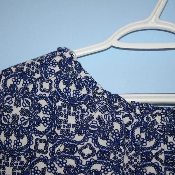 Amy Byer Blue and White Romper Large Flutter Sleeve Elastic Waistline - Picture 11 of 14